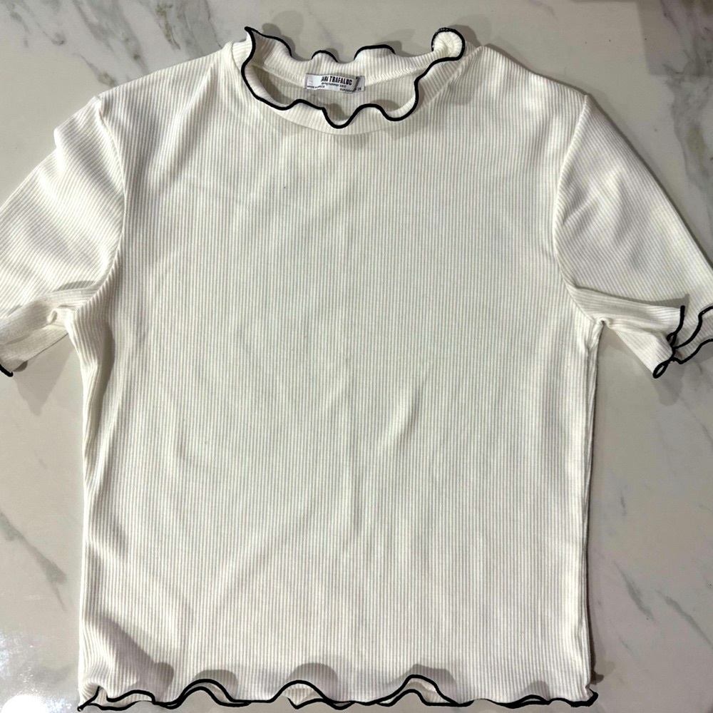 Zara White Ribbed Top With Black Trim